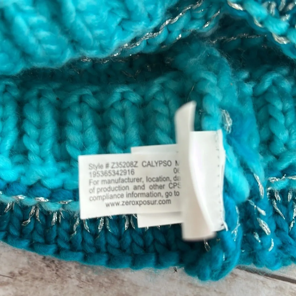 Zeroxposur Calypso Beanie w/ Pom Pom, Acrylic Winter Beanie, Size M/L w/ silver - Picture 5 of 7